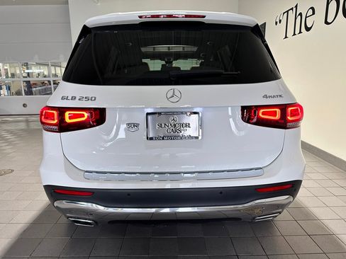 Certified 2023 Mercedes-Benz GLB 250 4MATIC image 5