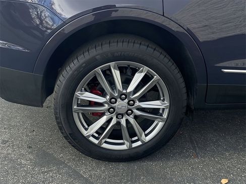 Certified 2025 Cadillac XT5 Sportv image 44