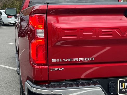 Used 2023 Chevrolet Silverado 1500 LTZ image 9