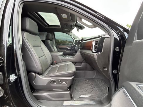 Used 2025 GMC Sierra 2500 Denali AWD/4WD image 21