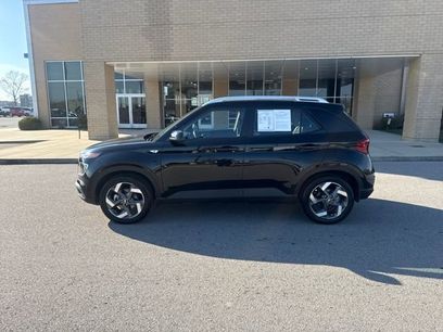 Used 2024 Hyundai Venue SEL