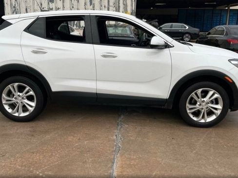 Used 2022 Buick Encore GX Preferred w/ Cold Weather Comfort Package AWD/4WD image 4