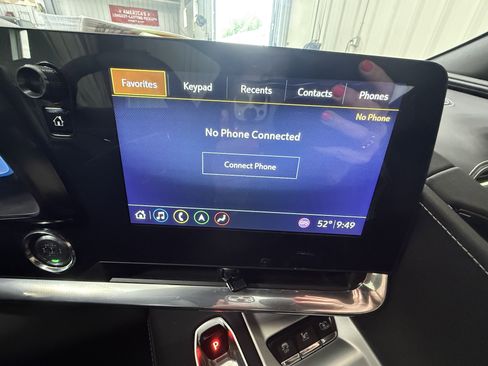 Used 2020 Chevrolet Corvette Stingray Preferred Cpe w/ 2LT Preferred Equipment Group RWD image 26