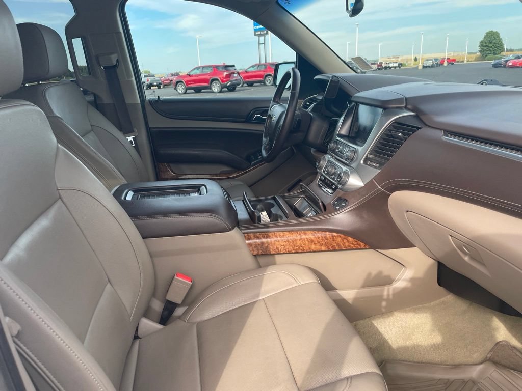 Used 2017 Chevrolet Tahoe Premier AWD/4WD image 26