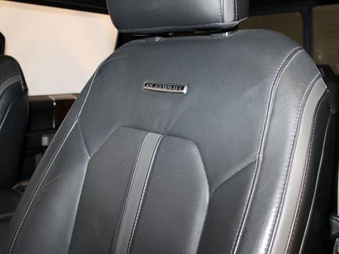 Used 2015 Ford F150 Platinum image 9