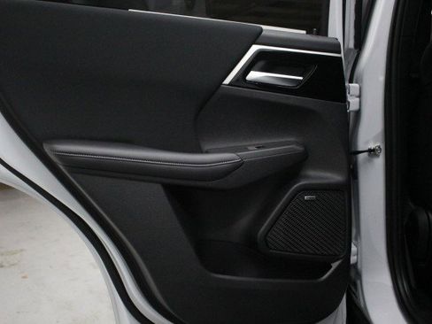 New 2026 Mitsubishi Outlander ES image 26