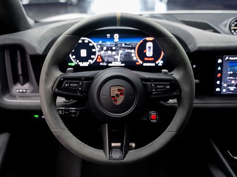 Used 2024 Porsche Cayenne Turbo GT image 44