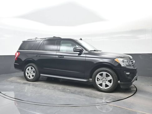Used 2020 Ford Expedition XLT w/ Equipment Group 202A RWD image 8