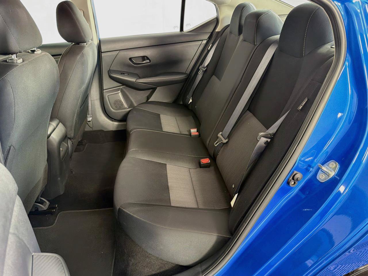 Used 2024 Nissan Sentra SV FWD image 36