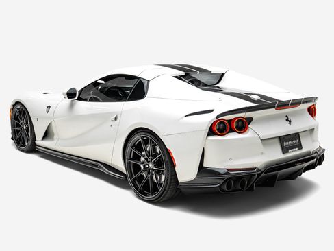 Used 2022 Ferrari 812 GTS RWD image 15