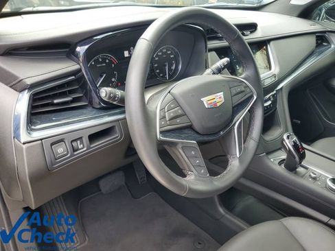 Certified 2024 Cadillac XT5 Premium Luxury FWD image 19