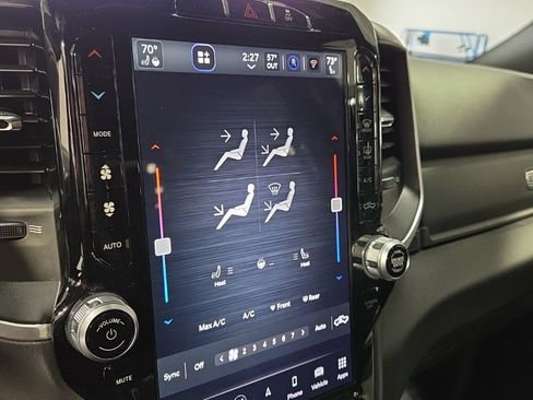 Used 2022 RAM 2500 Big Horn w/ Level C Equiment Group image 20