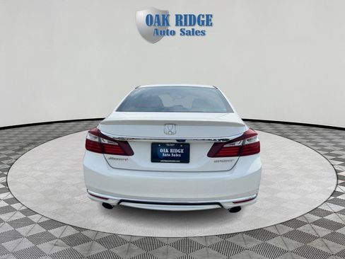 Used 2016 Honda Accord Sport image 6