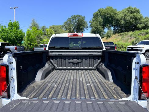 New 2026 Chevrolet Colorado Z71 w/ Technology Package AWD/4WD image 7