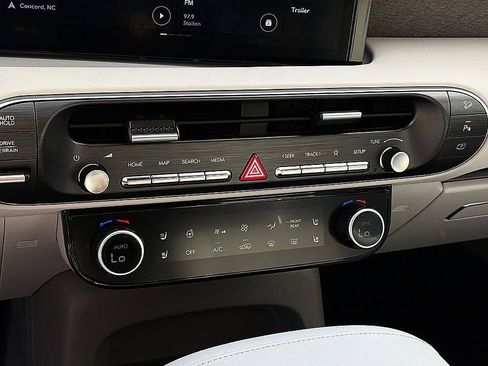 Certified 2026 Hyundai Palisade Limited AWD/4WD image 14