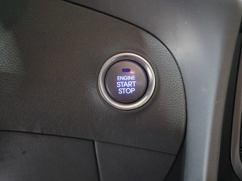 Used 2014 Hyundai Elantra Limited w/ Option Group 03 FWD image 26