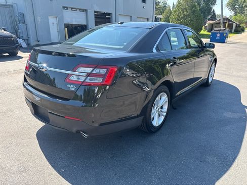 Used 2015 Ford Taurus SEL AWD/4WD image 3