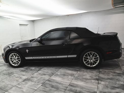 Used 2014 Ford Mustang Premium w/ Equipment Group 202A RWD image 5