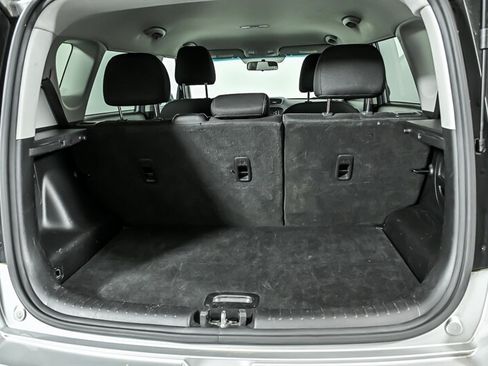 Used 2017 Kia Soul + FWD image 11