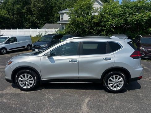 Used 2017 Nissan Rogue SV AWD/4WD image 19