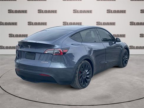 Used 2023 Tesla Model Y Performance image 5