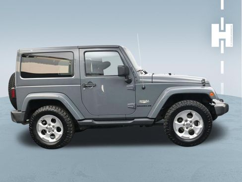 Used 2014 Jeep Wrangler Sahara w/ Connectivity Group AWD/4WD image 3