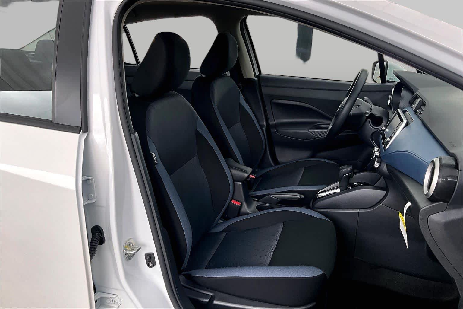 Certified 2025 Nissan Versa SV w/ Trunk Package FWD image 9