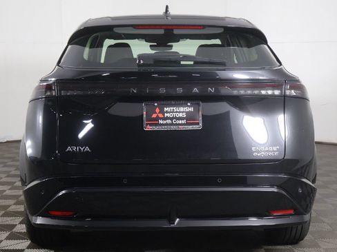Used 2023 Nissan Ariya AWD image 13
