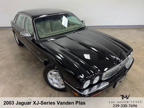 Used 2003 Jaguar XJ8 L RWD image 15