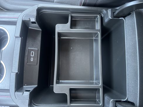 Used 2022 Chevrolet Tahoe RST w/ Luxury Package image 35