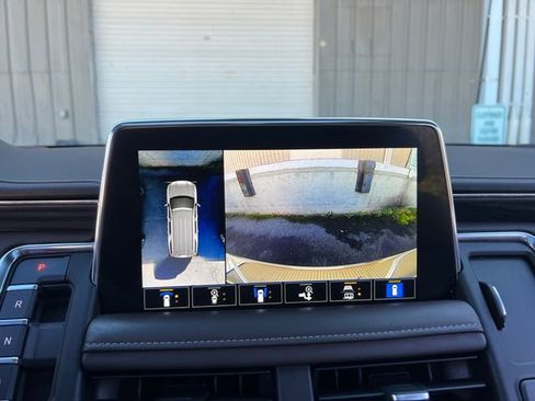 Used 2021 GMC Yukon SLT w/ SLT Premium Package image 27