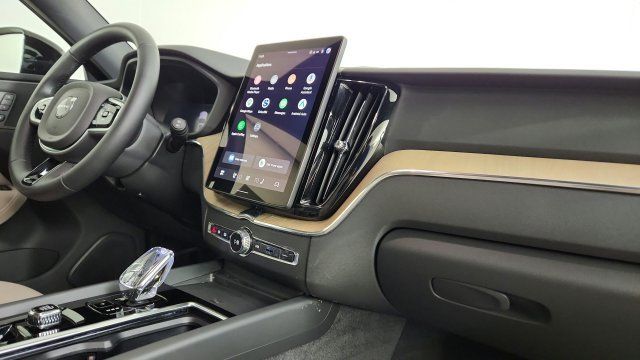 Certified 2026 Volvo XC60 B5 Plus w/ Protection Package Premier AWD/4WD image 49