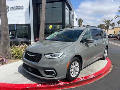 Used 2022 Chrysler Pacifica Touring-L