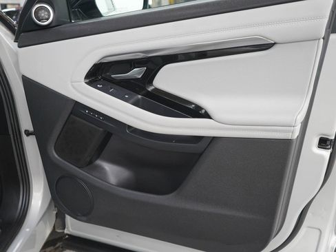 Used 2020 Land Rover Range Rover Evoque First Edition AWD/4WD image 9