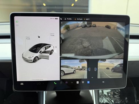 Used 2019 Tesla Model 3 Performance image 12