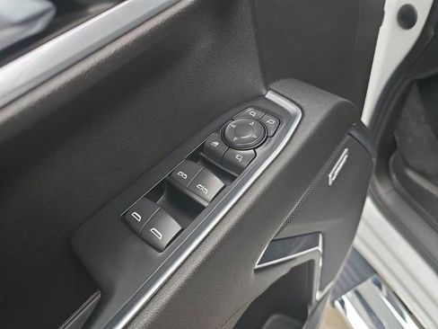 Used 2023 GMC Sierra 1500 SLT w/ SLT Convenience Package image 11
