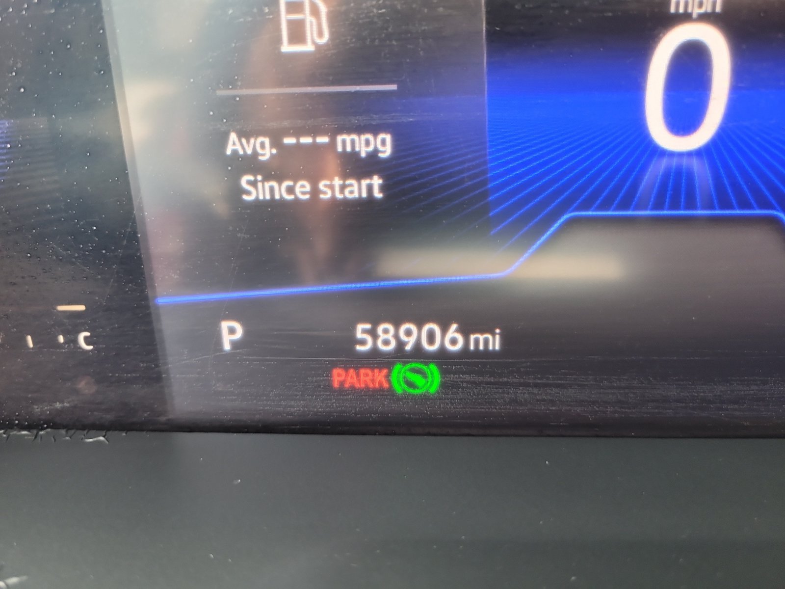 Used 2022 Volkswagen Jetta SE w/ Panoramic Sunroof Package FWD image 30
