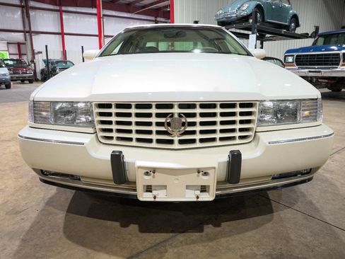 Used 1996 Cadillac Seville STS FWD image 13