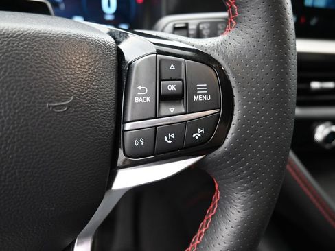 Used 2025 Ford Explorer ST-Line AWD/4WD image 28