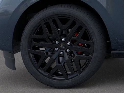 New 2026 Ford Expedition Platinum w/ Stealth Performance Package image 19