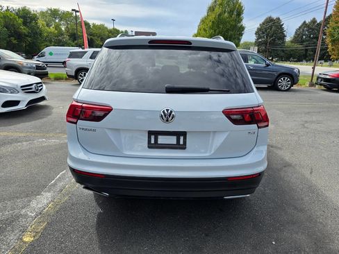 Used 2018 Volkswagen Tiguan S image 4