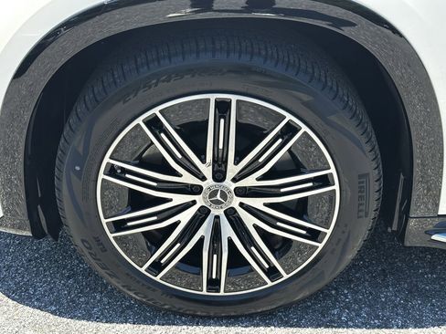 Certified 2023 Mercedes-Benz EQS 580 4MATIC SUV image 13
