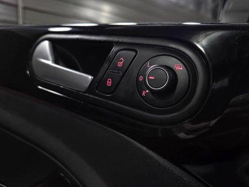 Used 2019 Volkswagen Beetle 2.0T Final Edition SEL image 28