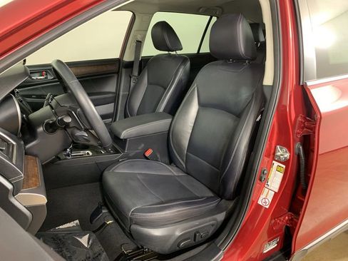 Used 2018 Subaru Outback 2.5i Limited AWD/4WD image 27