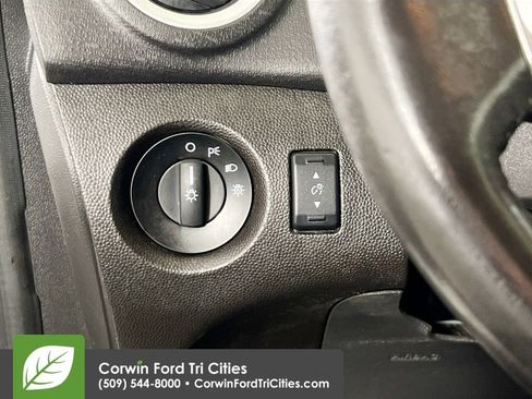 Used 2015 Ford Fiesta SE image 19