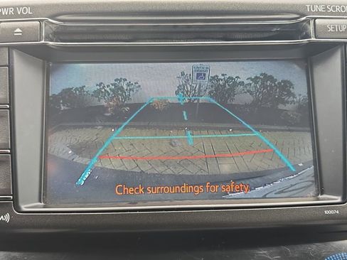 Used 2013 Toyota RAV4 Limited image 26