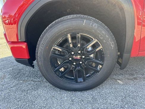 New 2026 GMC Sierra 1500 Elevation image 10