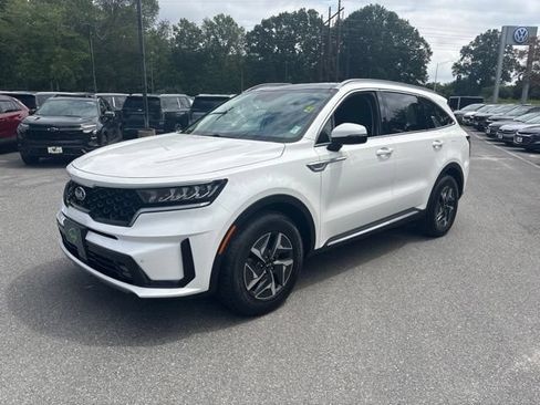 Used 2021 Kia Sorento EX FWD image 2