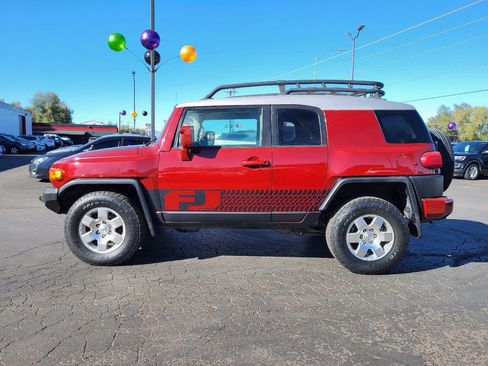 Used 2007 Toyota FJ Cruiser 4WD image 4