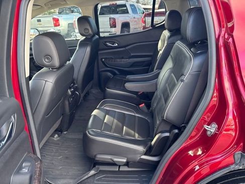 Used 2023 GMC Acadia Denali w/ Denali Technology Package image 28